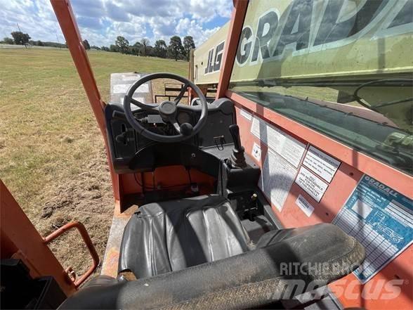 JLG G6-42A Kurottajat
