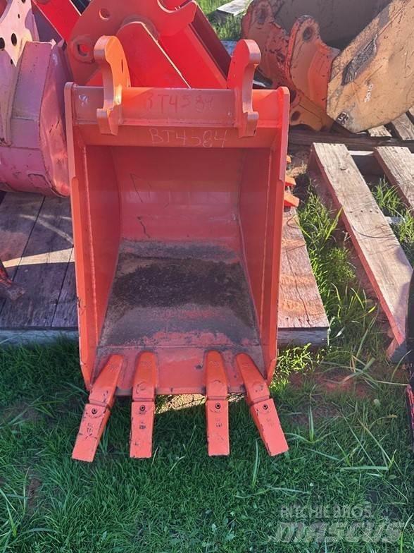 Kubota BT4584 Liukuohjatut kuormaajat