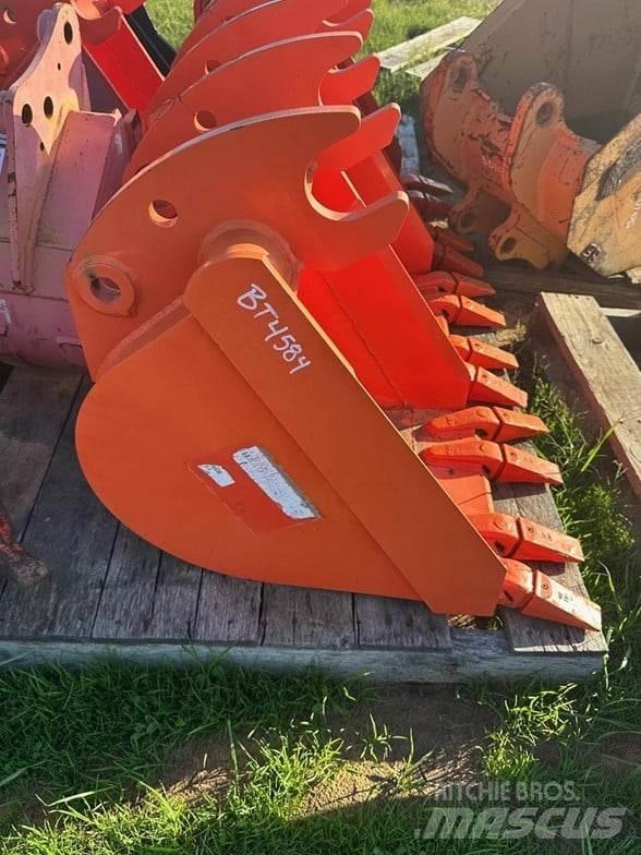 Kubota BT4584 Kauhat