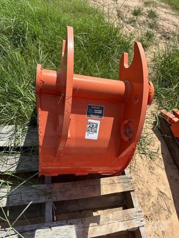 Kubota BT4584 Muut koneet