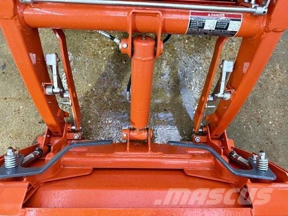 Kubota BX23 Kaivurikuormaajat