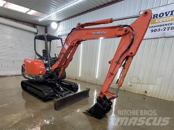 Kubota KX121-3 Minikaivukoneet < 7t