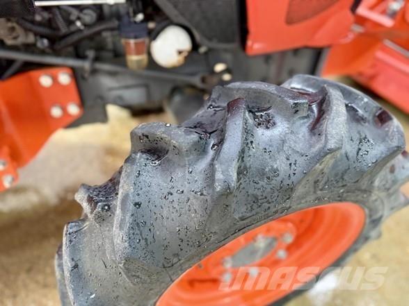 Kubota L2501 Traktorit