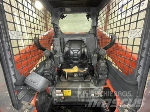 Kubota SSV75 Liukuohjatut kuormaajat
