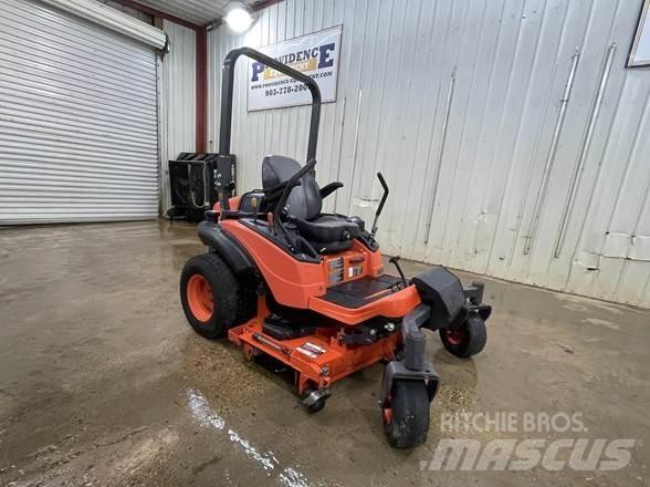 Kubota ZD1211 0-kääntösäde leikkurit