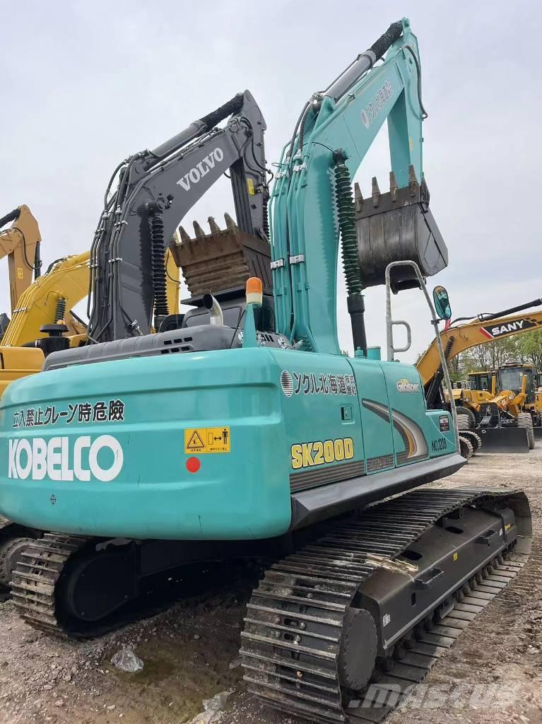  KOBELO SK200 Telakaivukoneet