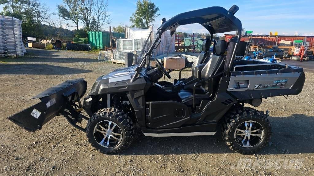  UTV 850 CF moto Pyöräkuormaajat