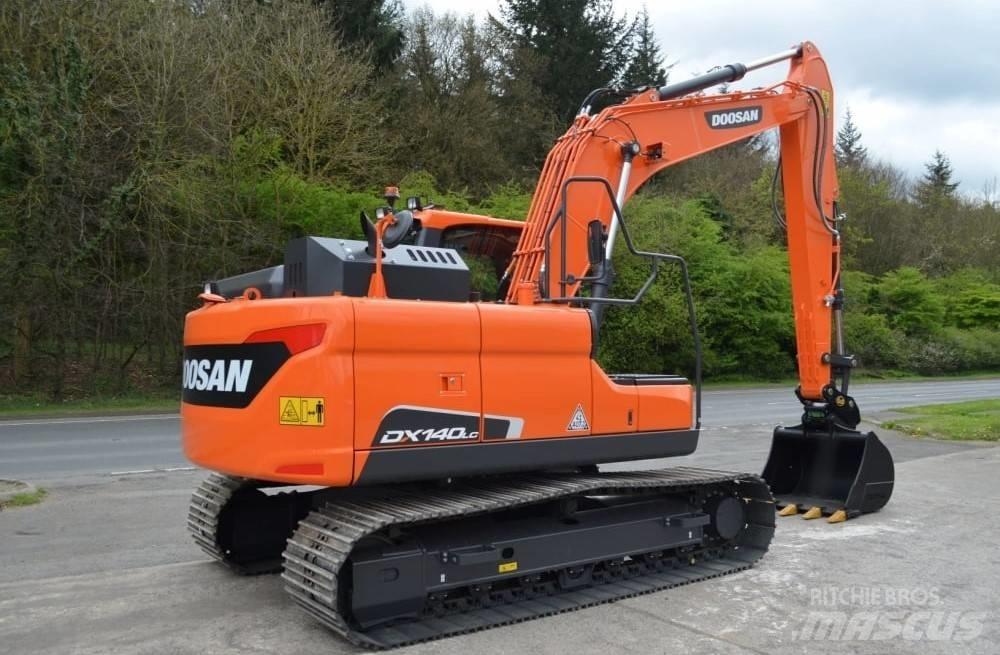 Doosan DX 140 LC-5 Telakaivukoneet
