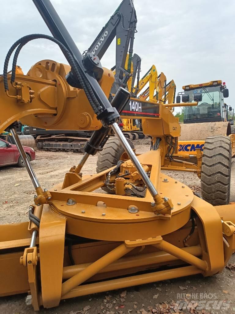 CAT 140 H Tiehöylät