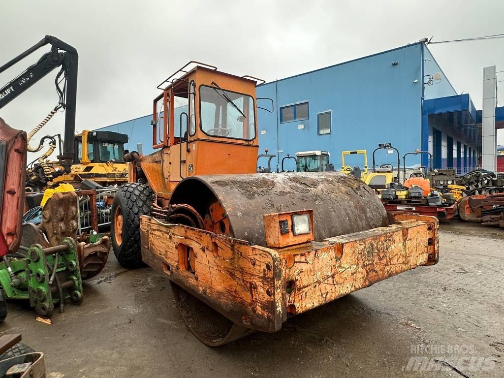 Hamm 2510 SD Yksivalssijyrät