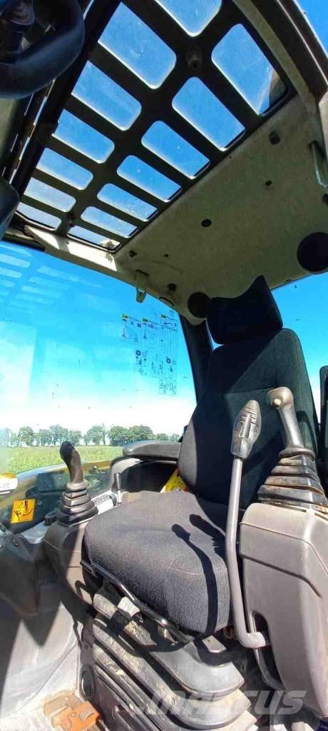 Mecalac 8 MCR Telakaivukoneet