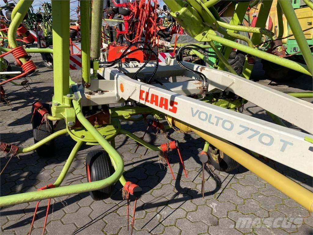 CLAAS Volto 770 T Pöyhimet ja haravat