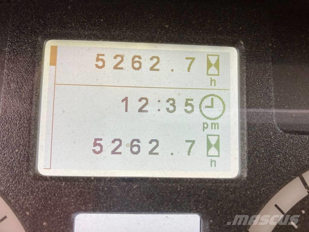 John Deere 6155 M Traktorit