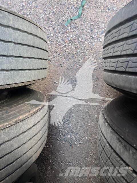 Utility 3000R Kylmä-/Lämpökoripuoliperävaunut