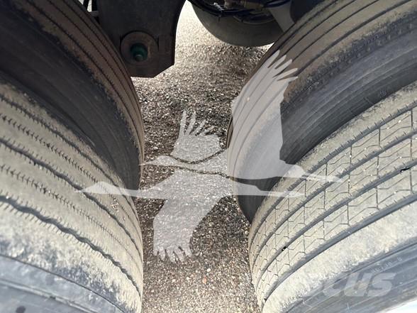 Utility 3000R Kylmä-/Lämpökoripuoliperävaunut