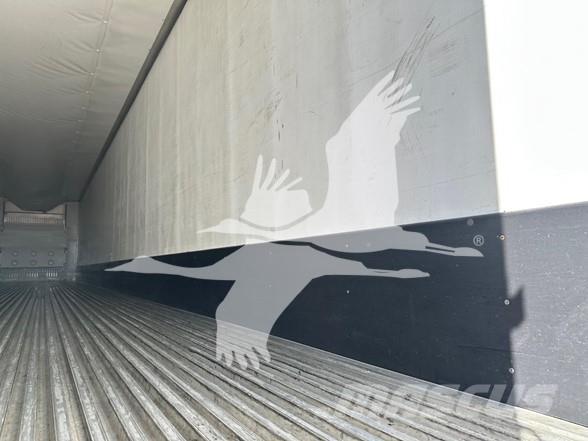 Utility 3000R Kylmä-/Lämpökoripuoliperävaunut