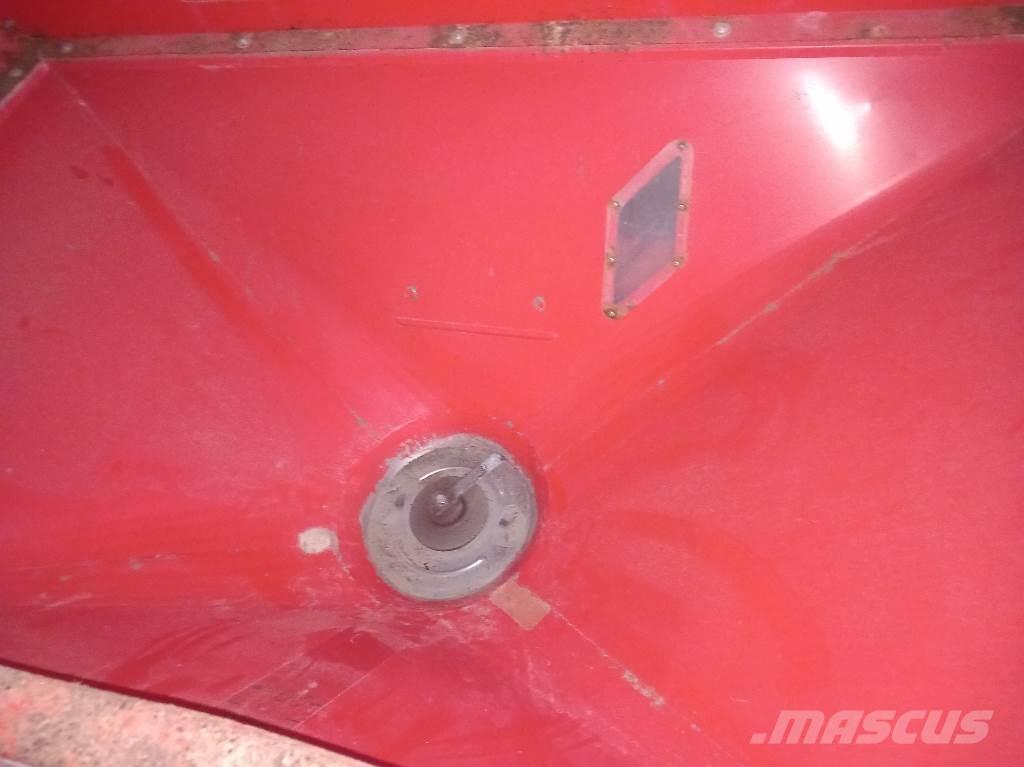 Kuhn MDS 732 M Ruiskulannoittimet