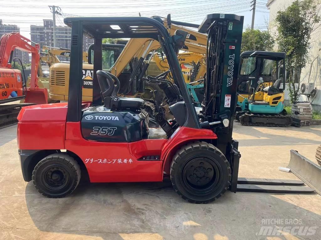 Toyota FD 35 Dieseltrukit