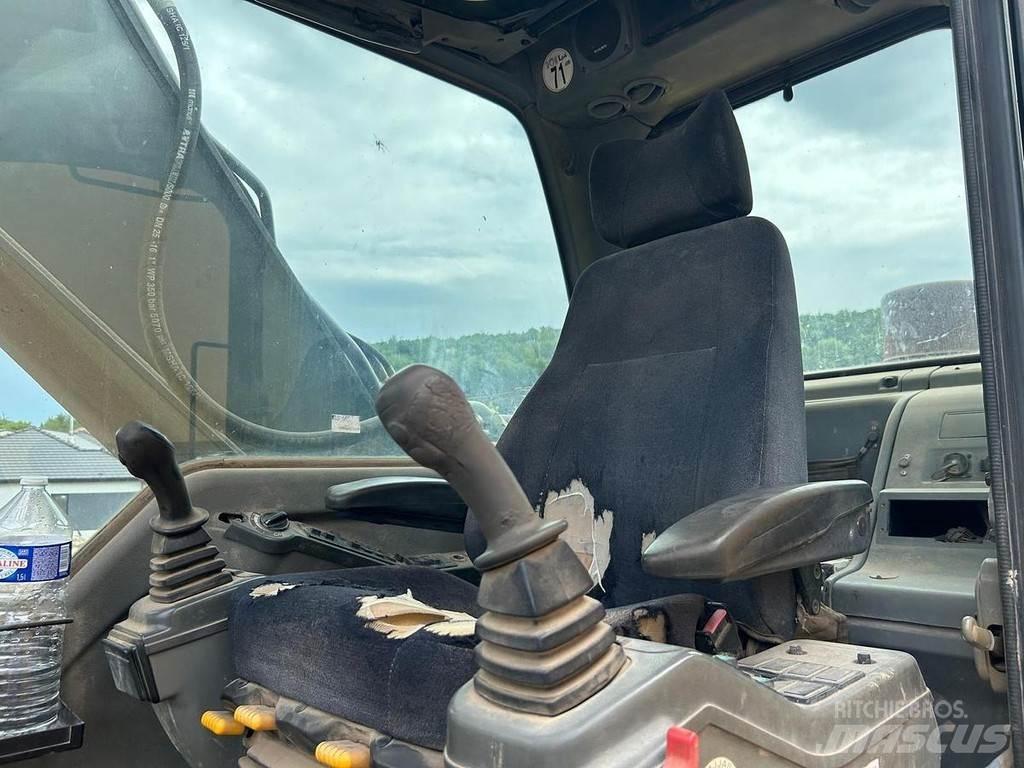 Volvo ec240B NLC Erikoiskaivinkoneet