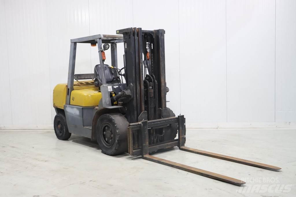 TCM FD40T2 Dieseltrukit