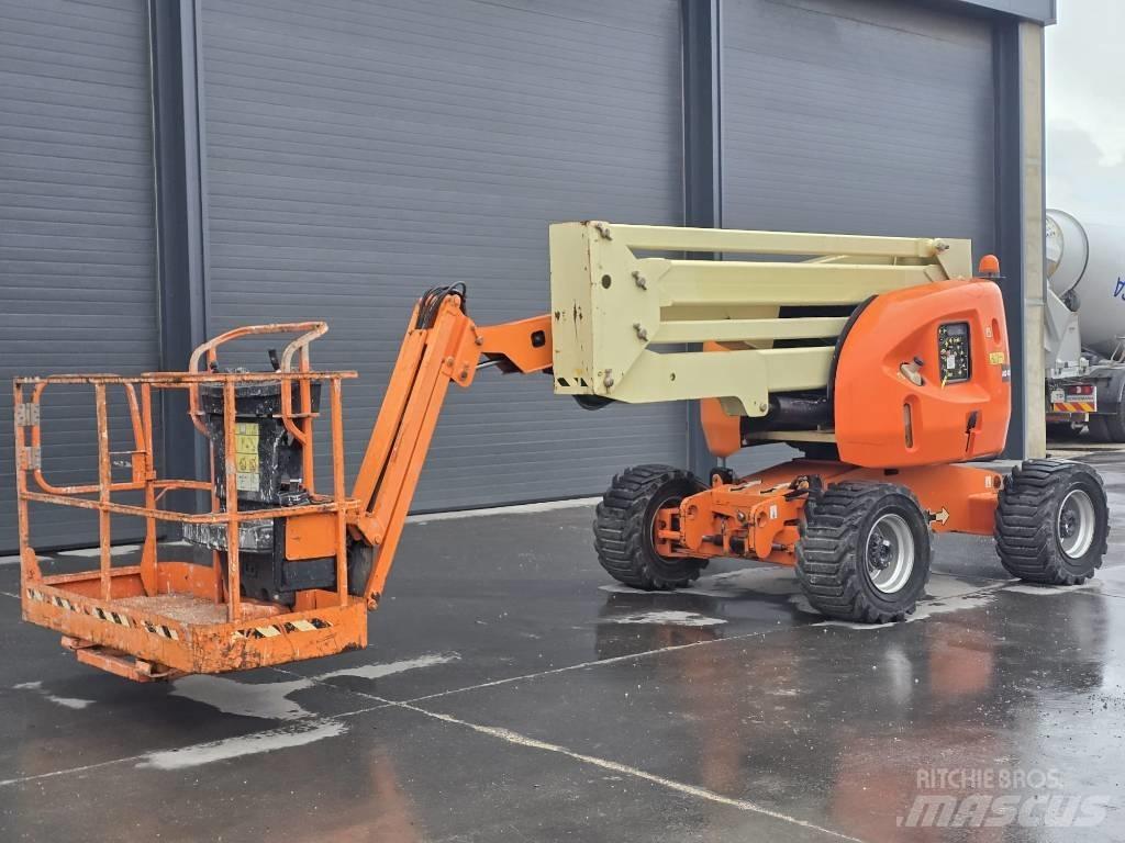 JLG 450 AJ II Kuukulkijat