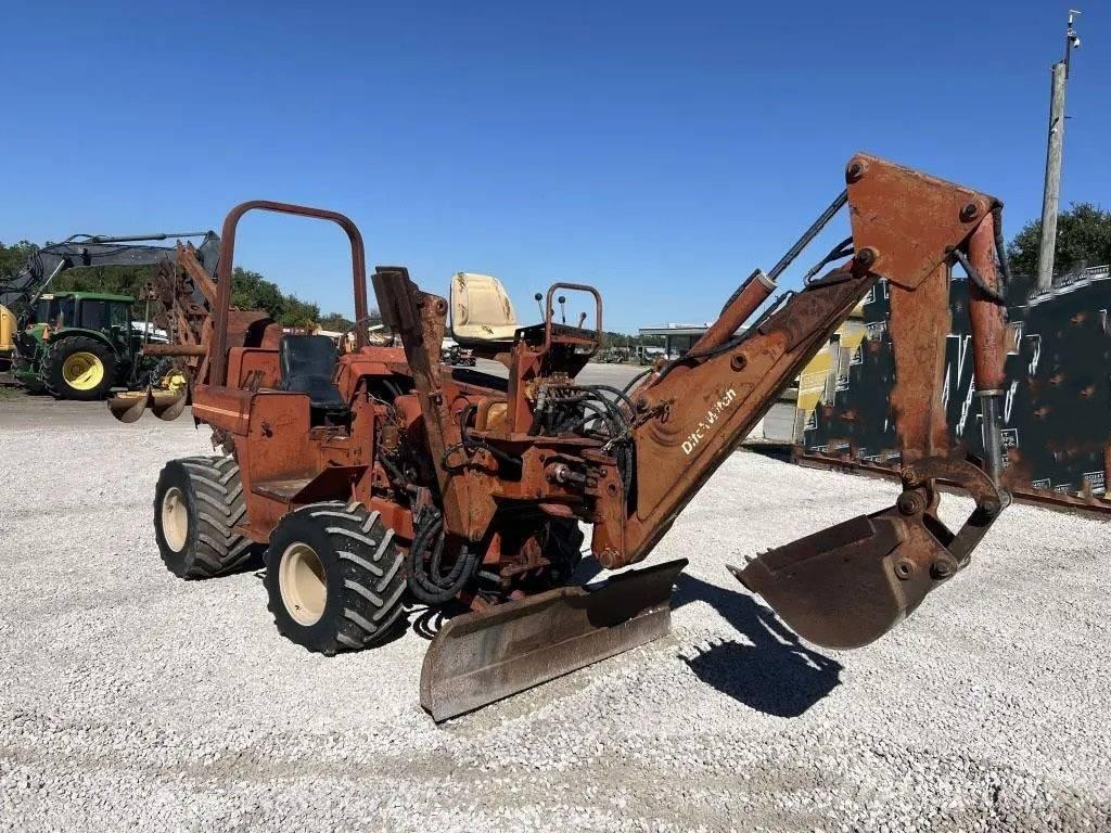 Ditch Witch 4010 DD Ketjukaivurit