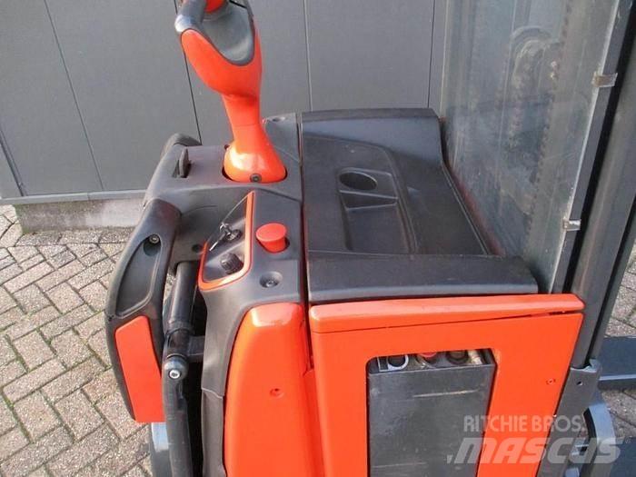 Linde L14 AP Käyden ajettavat pinoamistrukit
