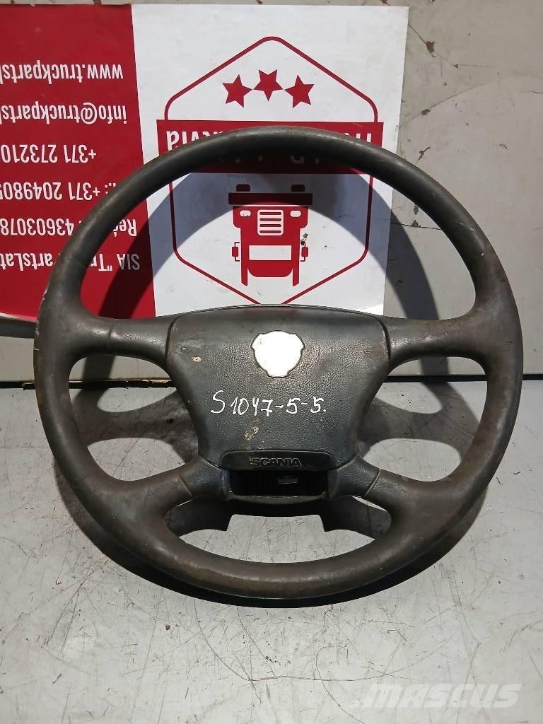 Scania P 420    1495393 Ohjaamot ja sisustat