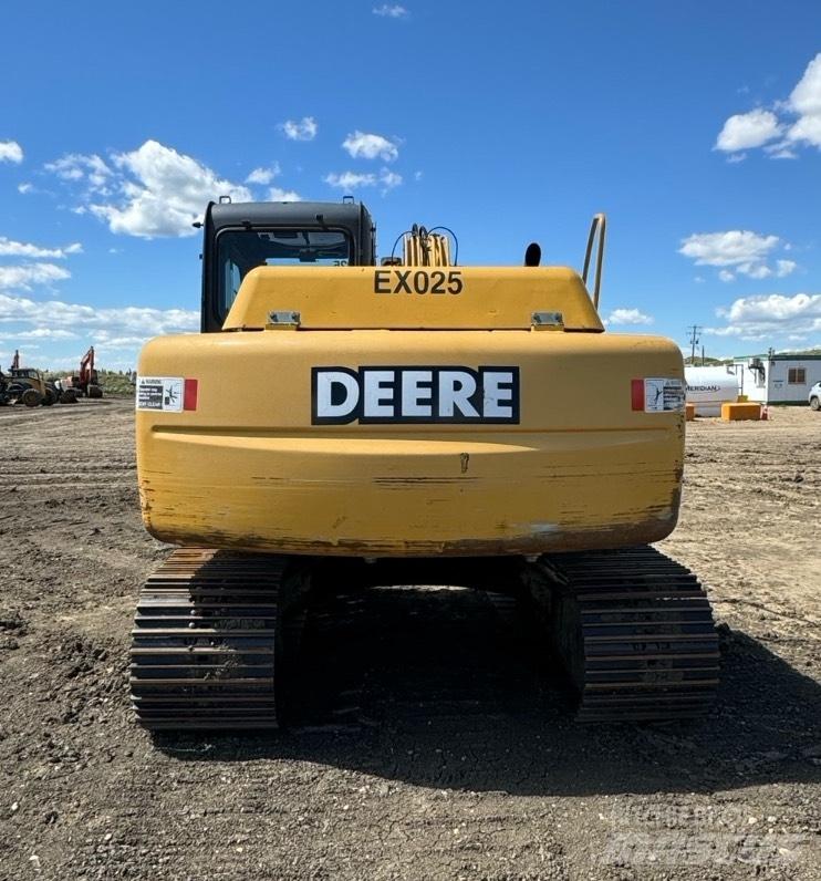 DEERE 120C Telakaivukoneet
