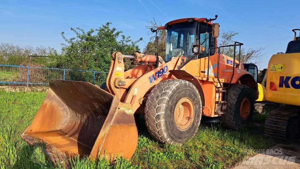 Hitachi W190 Pyöräkuormaajat