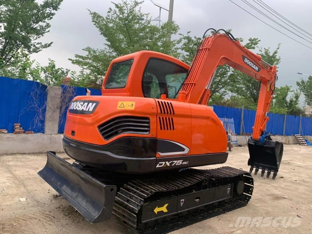 Doosan DX 75-9 C Midikaivukoneet 7t - 12t