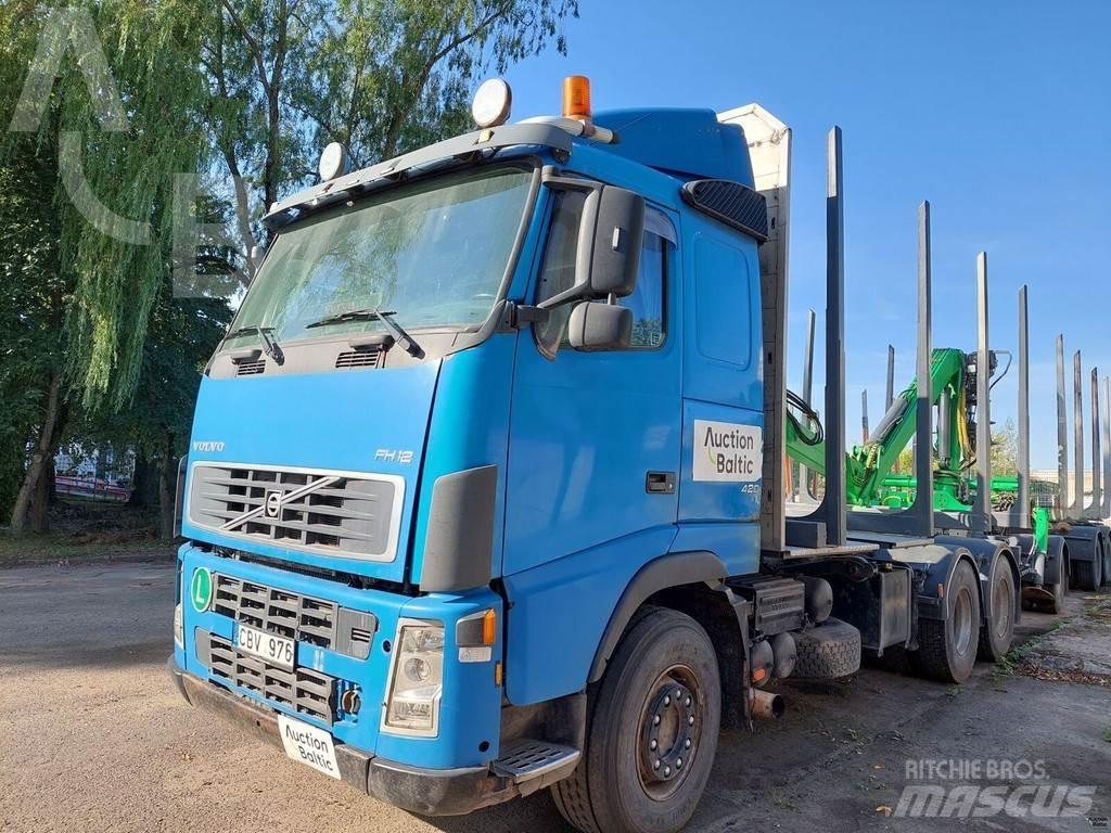 Volvo FH12 Puuautot