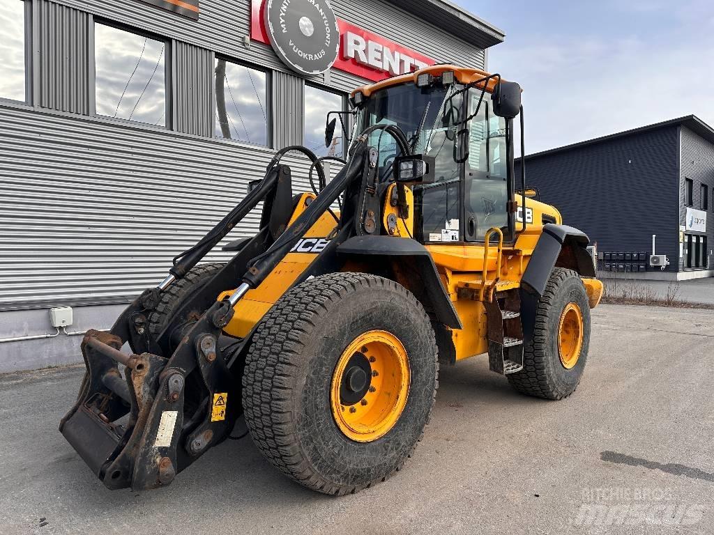 JCB 426 E Pyöräkuormaajat