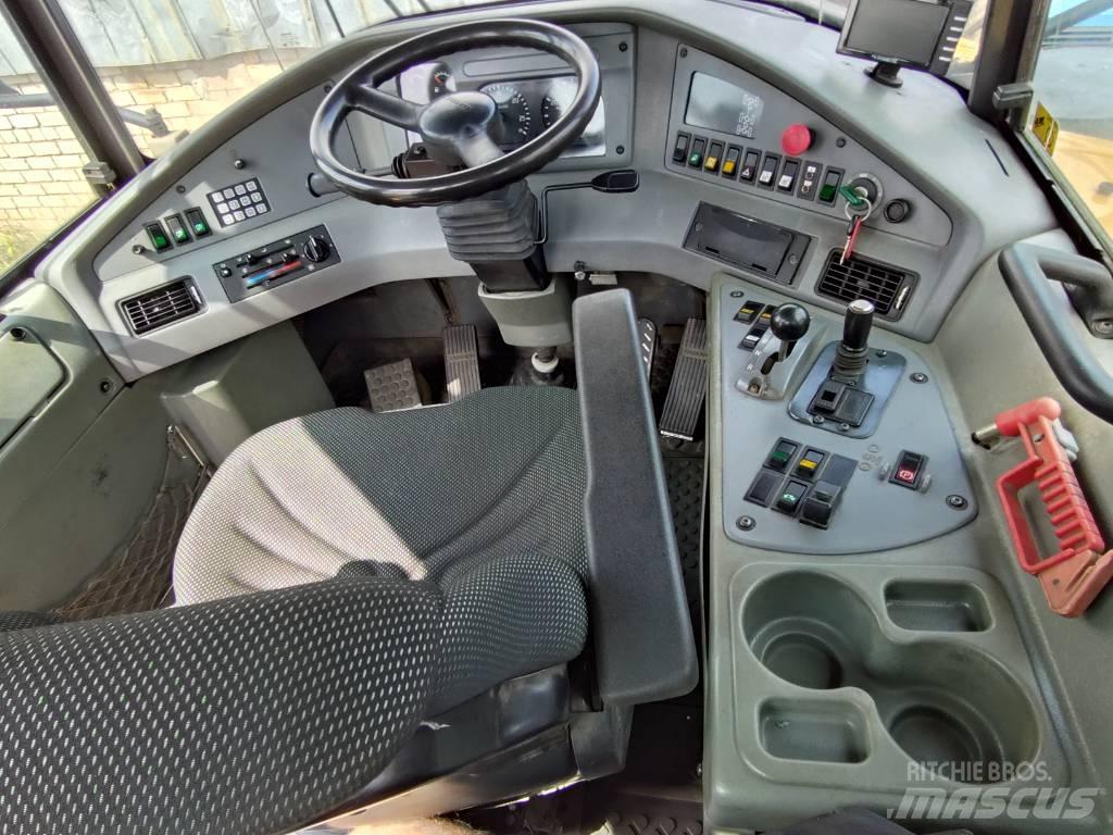 Volvo A25D Dumpperit