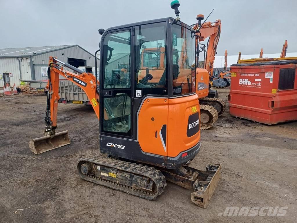 Doosan DX 19 Minikaivukoneet < 7t