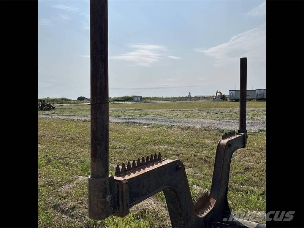 John Deere 1510E Muut