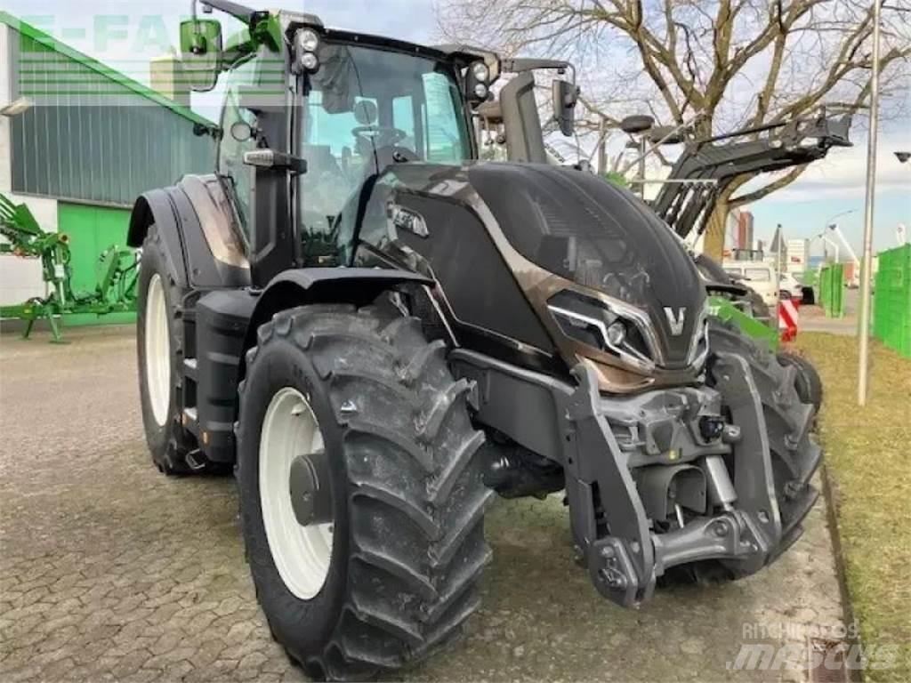 Valtra q285 Traktorit