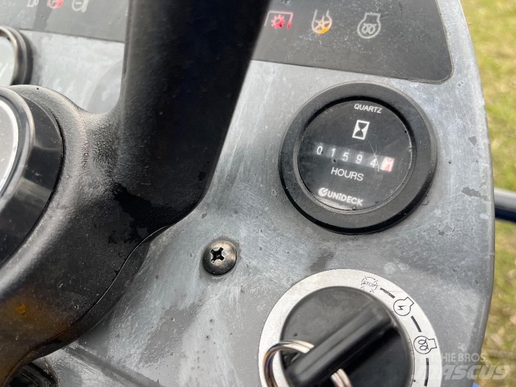 Iseki SF 225 Päältäajettavat ruohonleikkurit