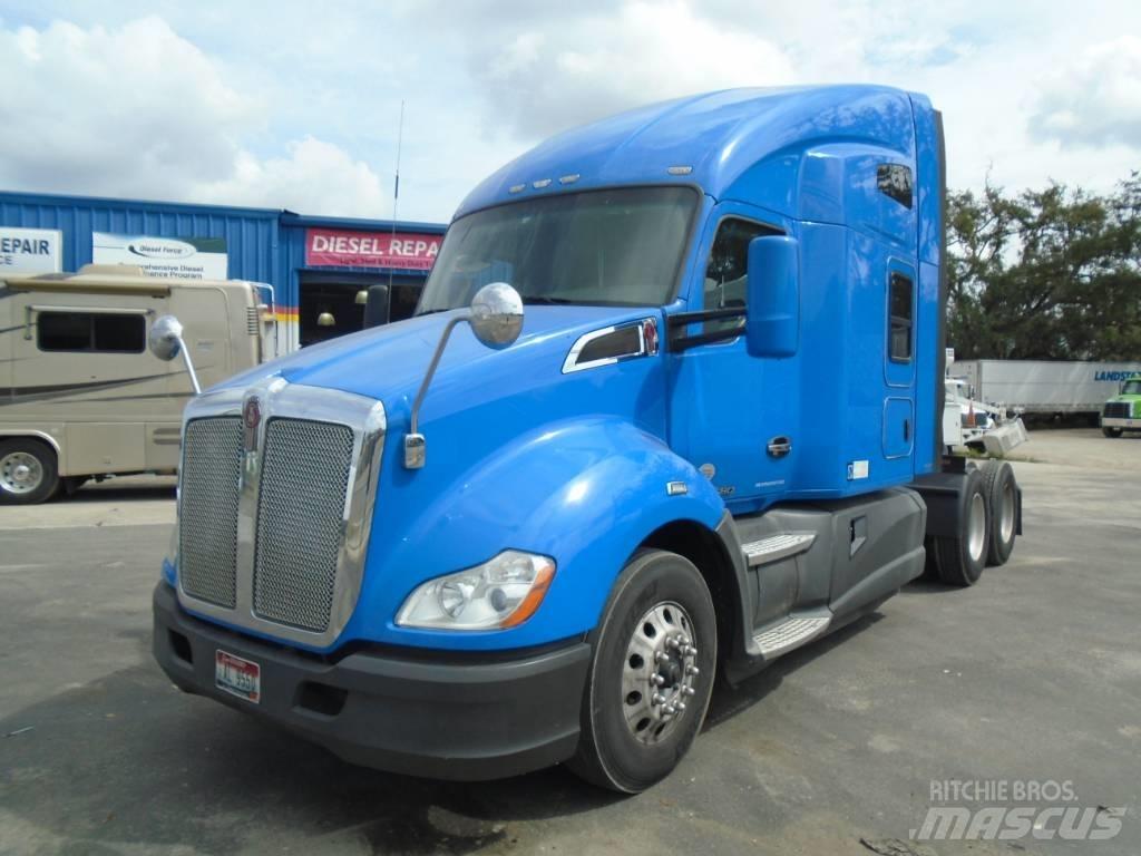 Kenworth T680 Vetopöytäautot
