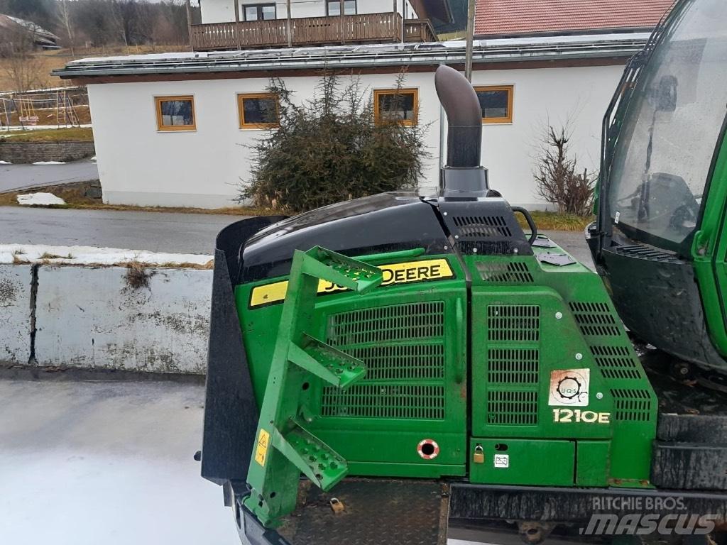 John Deere 1210 E Kuormatraktorit