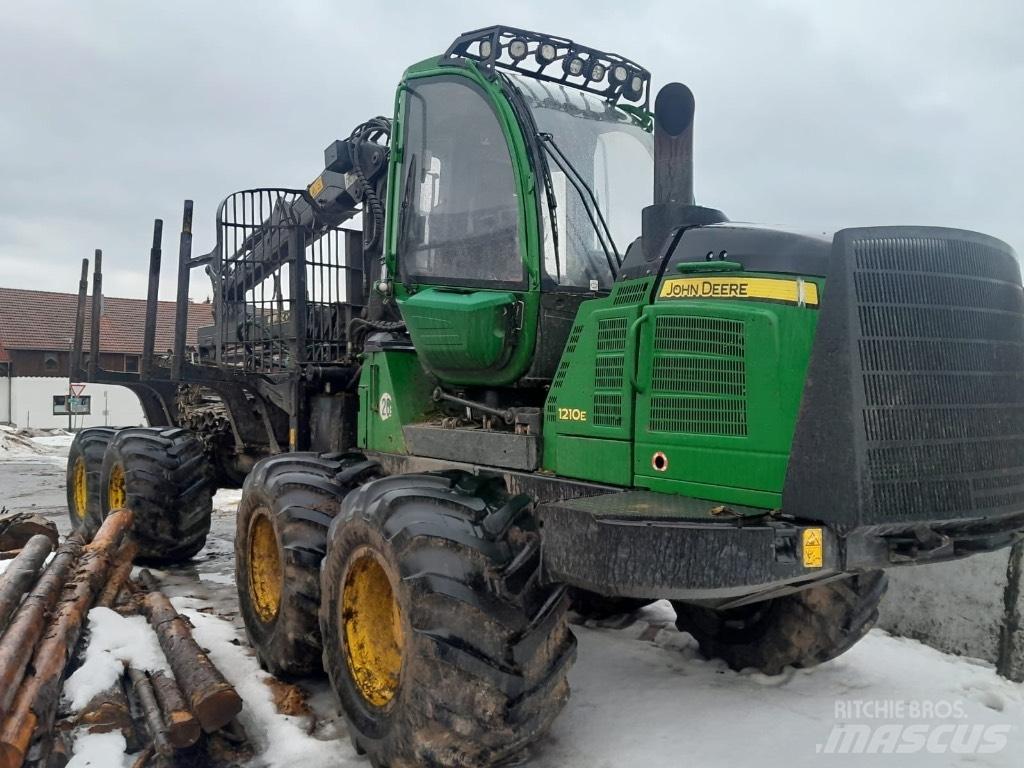 John Deere 1210 E Kuormatraktorit