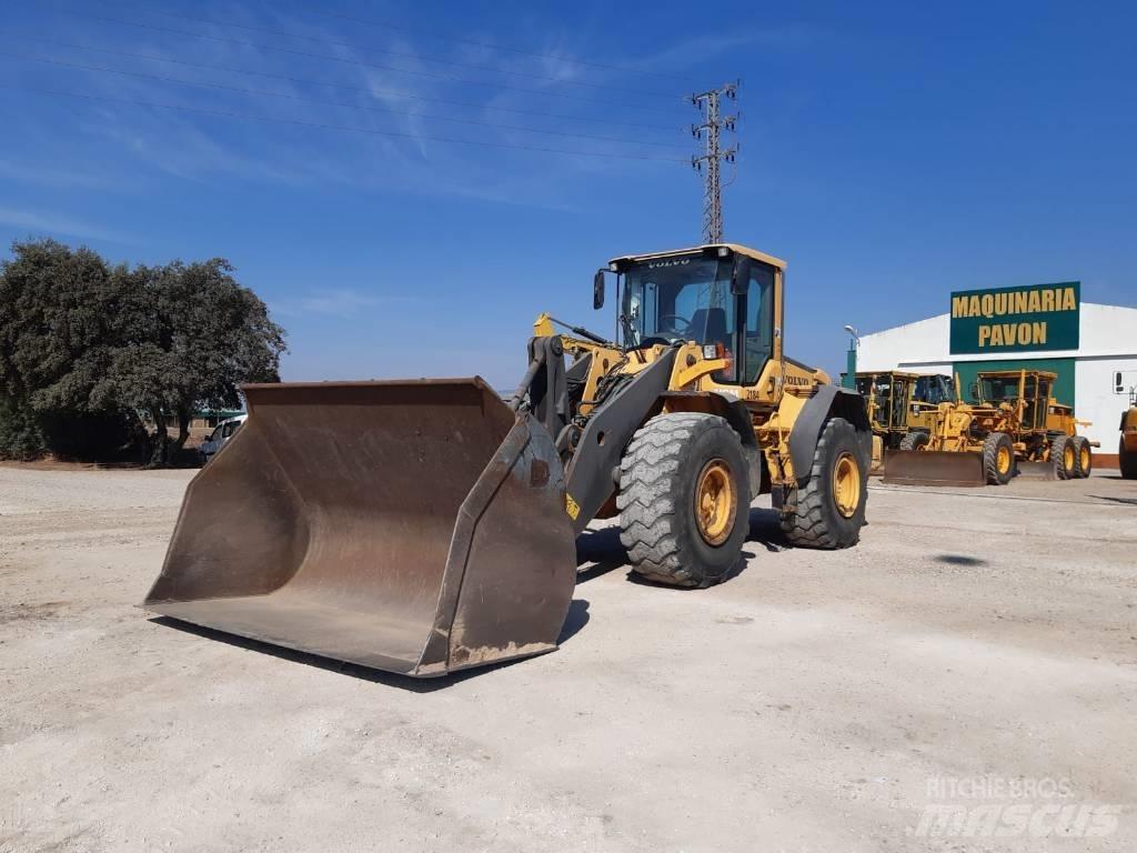 Volvo L 120 F Pyöräkuormaajat