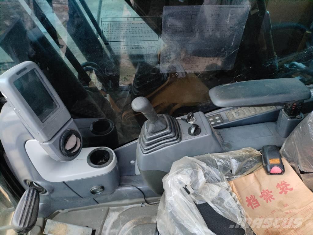 CAT 320 D Telakaivukoneet