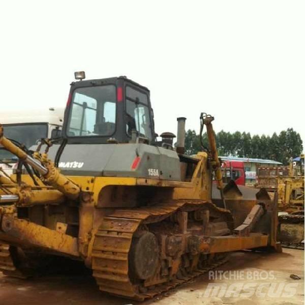 Komatsu d155a-3 Telaketjupuskutraktorit
