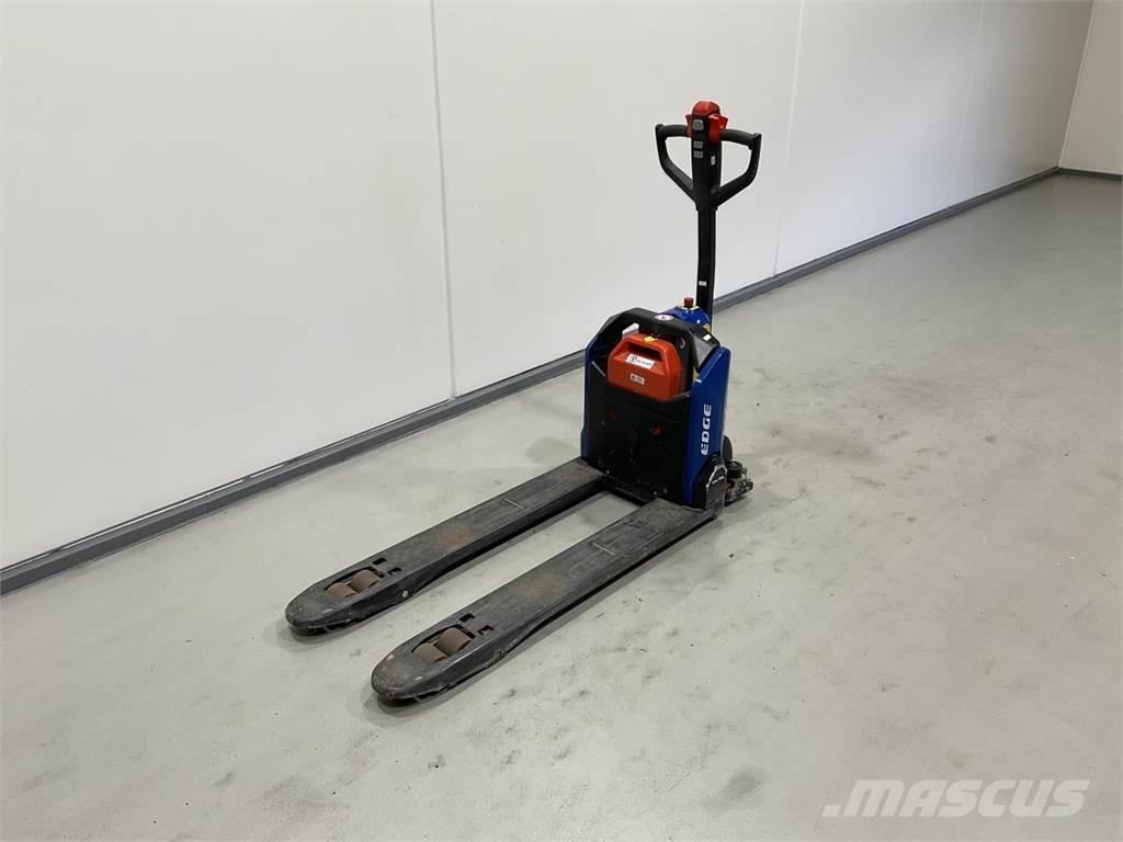 NH SKP1500E Lavansiirtotrukit
