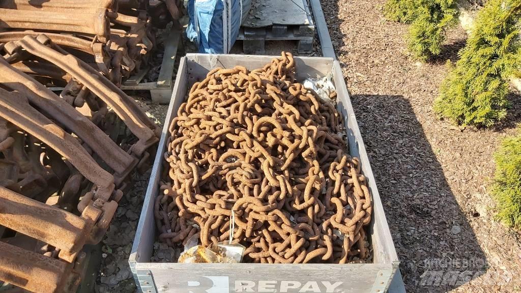  Łańcuchy 710/45-22,5 Ketjut, telat ja alustat