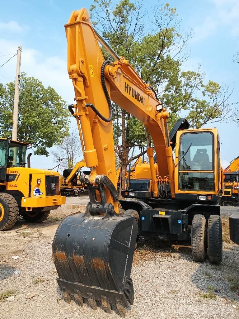 Hyundai R150W Pyöräkaivukoneet