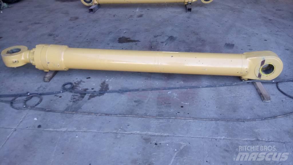 CAT 375 Hydrauliikka