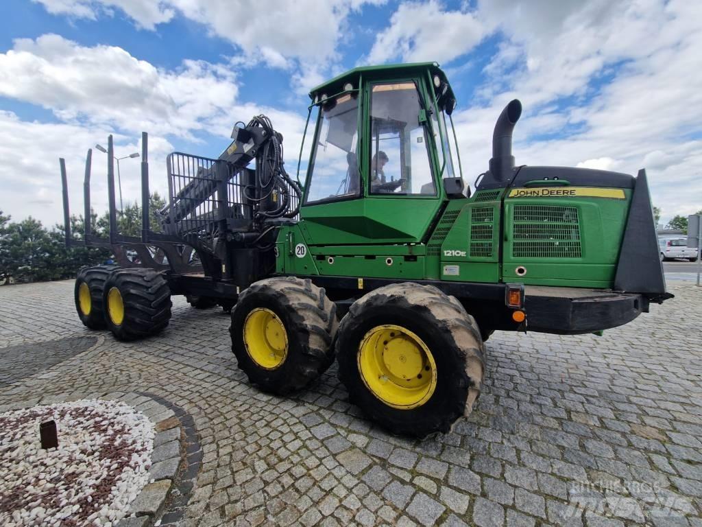 John Deere 1210 E Kuormatraktorit