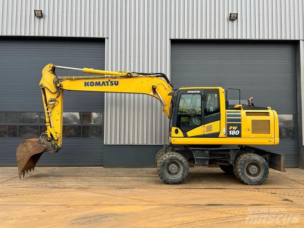 Komatsu PW180-11 Pyöräkaivukoneet